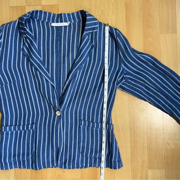 Lauren Vidal Blue and White Striped Linen Blazer Medium Coastal Grandma Light - Picture 10 of 10